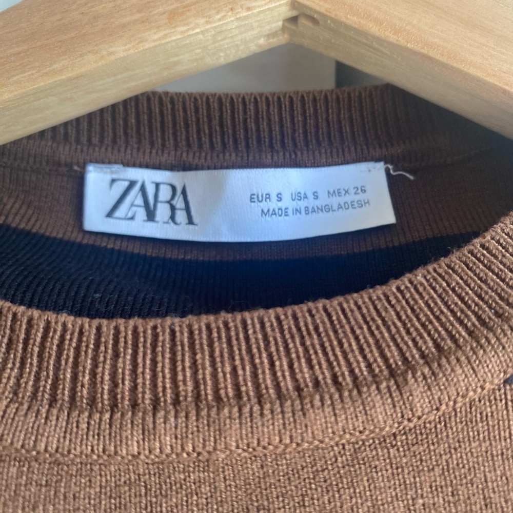Bundle of Zara long sleeve crop tops! - Picture 5 of 8